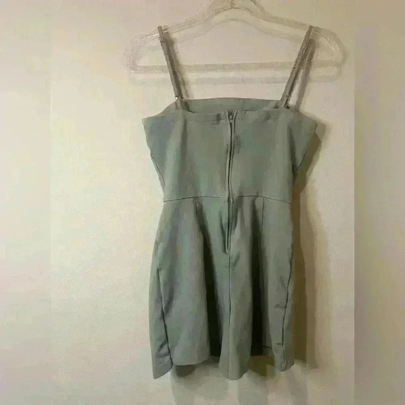 Altar’d State romper - Picture 4 of 4